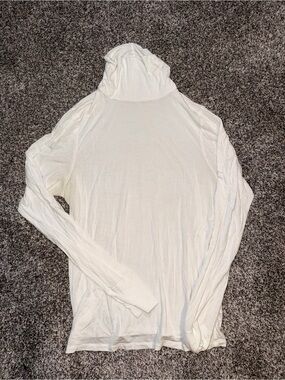 aerie Cream/Turtleneck Long Sleeve Slim Tee